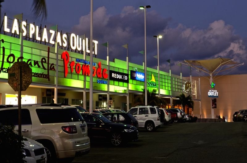 Las Plazas Outlet Cancún